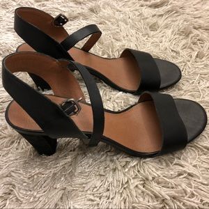 Women’s Lucky Brand Sandals